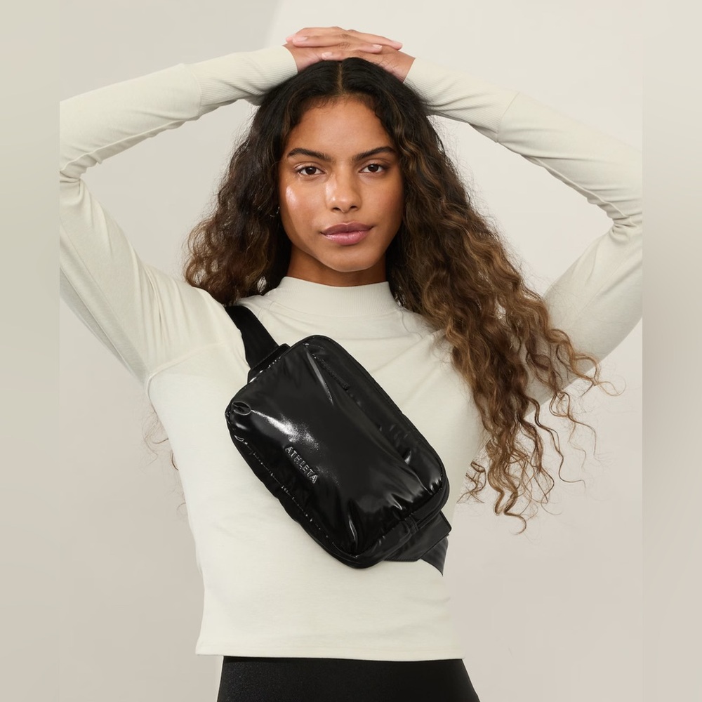 Athleta All About Shine Puff Large Belt Bag 474624